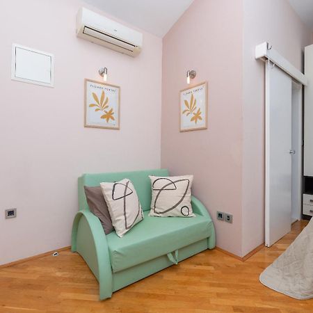 Apartments Luka Toni Krvavica Exteriér fotografie